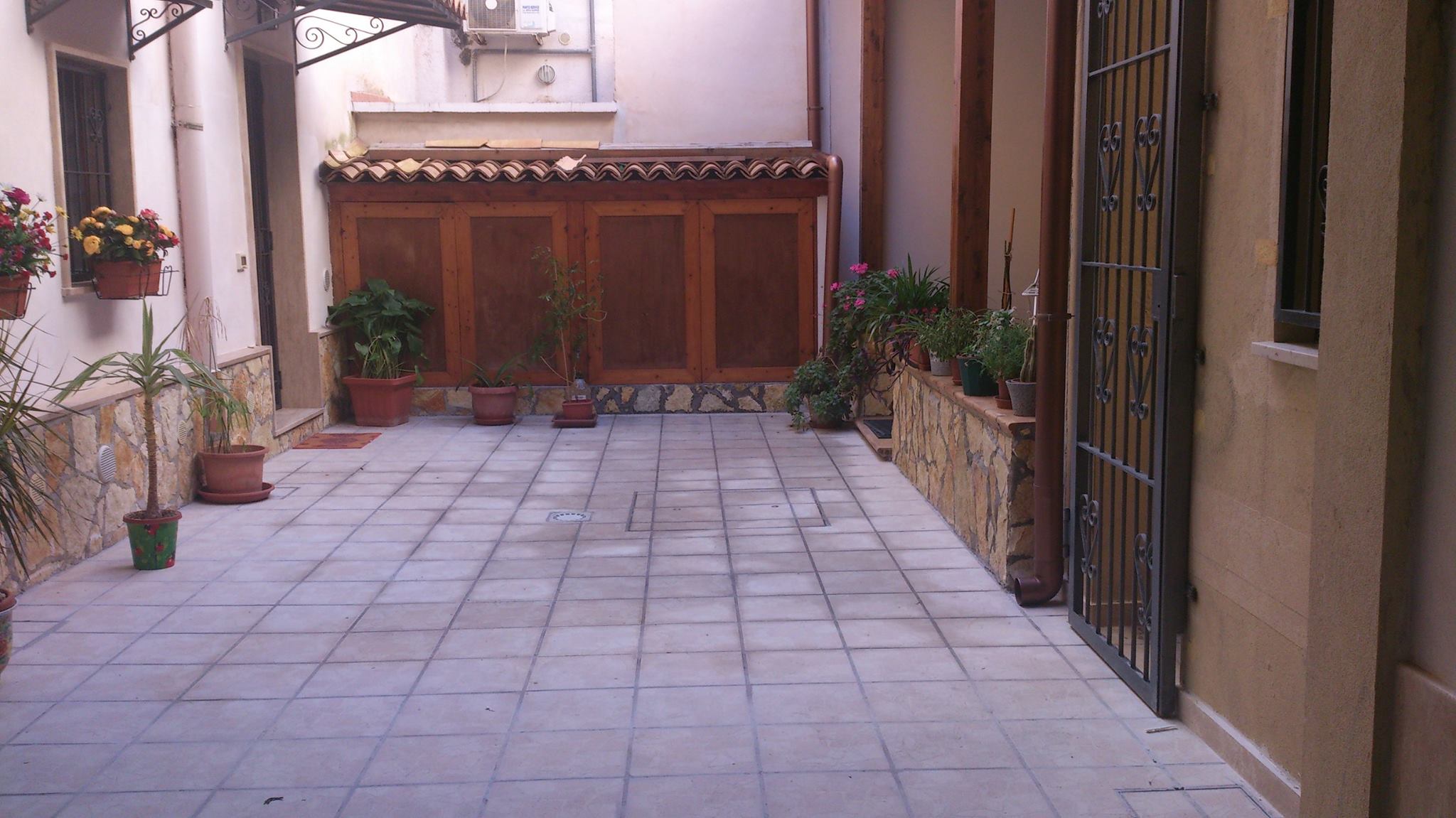 casa di sylvia exterior (2)