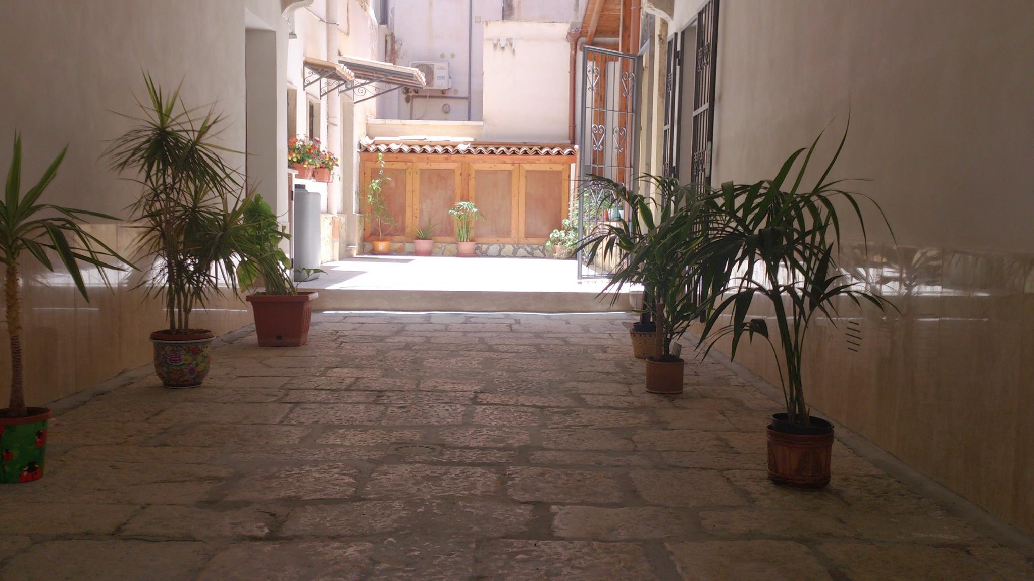 casa di sylvia exterior (4)